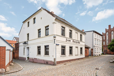 Gray - Außenansicht