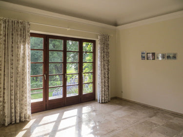 Michi - Empfangsbereich