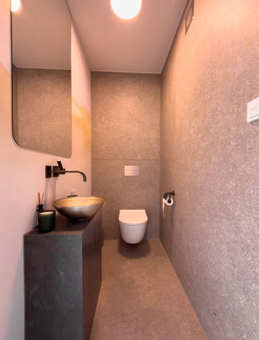 Mikey - Bathroom - 3