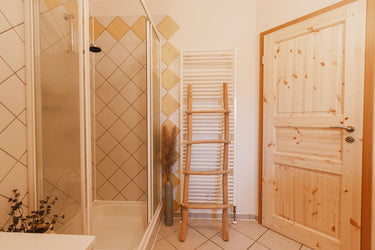 Elsie - Bathroom