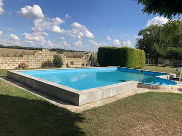 Halliwell - Pool