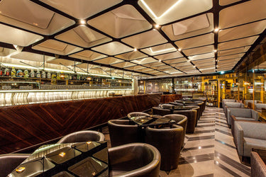 Hayden - Bar