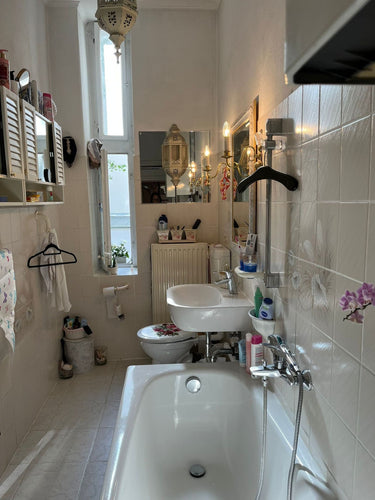 Grayson - Bathroom