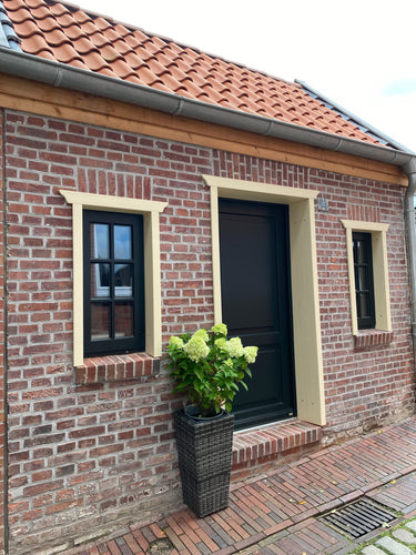 Jule - Exterior view
