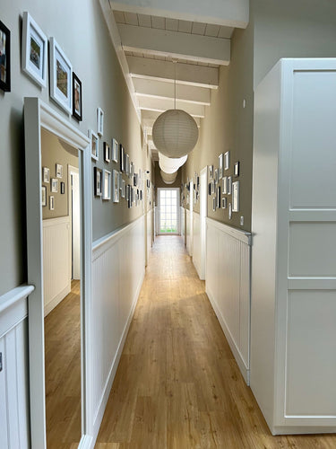 Caroll - Hallway