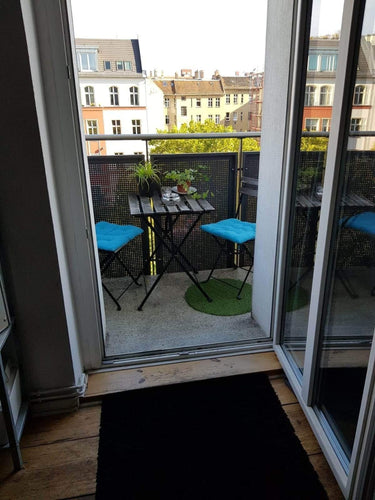 Eve - Balkon