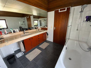 Line - Badezimmer
