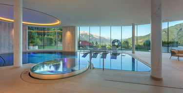Lucius - Pool