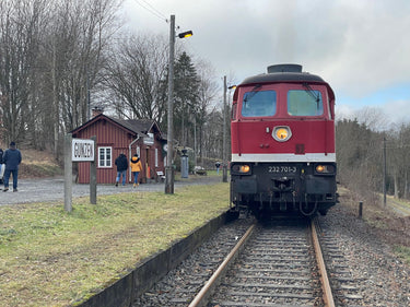 Hanni - Personenzug